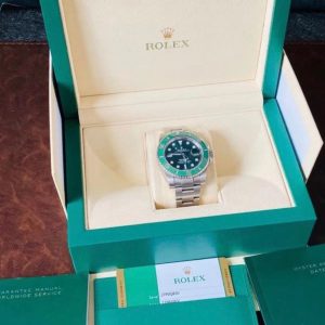 Green Submariner, perfect [smug][smug][smug]