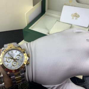 Royal Authentic  Rolex Daytona Men's Chronograph Watch