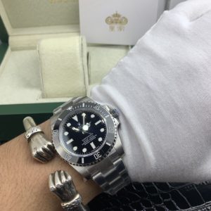 Alternative view of Royal Authentic  Rolex Black Submariner Without Date