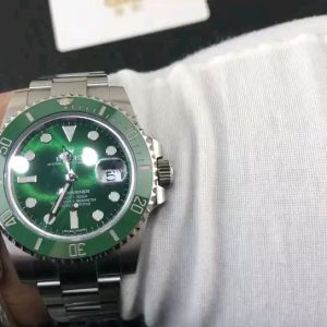 Royal Authentic Footage: Rolex Submariner Green Dial Men's Watch Video Appreciation Top-Selling Men's Watch