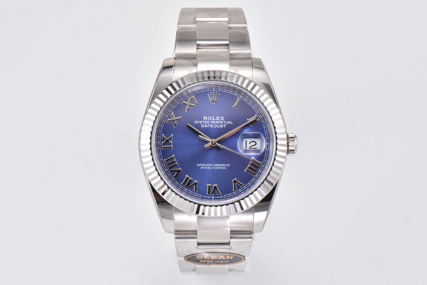 Clean Factory/C Factory Rolex 126334 Datejust 1: Features a 1:1 Super 3235 integrated movement with non-calibre decoration. Extremely stable movement. 2: Entire watch crafted from 904L stainless steel /paired with AR factory steel bracelet and IP vacuum-plated platinum bezel / Free replacement if color fades 3: Dial sunburst pattern nearly identical to genuine 4: Market's only version with authentic calendar font; subsequent 1-31 date displays feature genuine/fake font comparison 5: Only replica achieving luminous hands/indexes in matching color, achieved through third-party manufacturing + self-procured Swiss C1+C3 luminous powder. 6: Indexes/crown logo studs feature full platinum electroplating. Though clean styles are scarce, nearly every piece is a masterpiece. Completely resolves most Datejust pain points on the market—born for perfection. clean-datejust