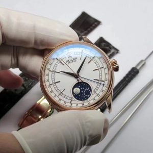 Limited stock of the Cellini Moon Phase has arrived.