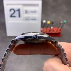 Alternative view of EW Blue Datejust 41mm 3235 Movement  904L Stainless Steel  EW Specializes in Rolex Datejust – Industry Benchmark