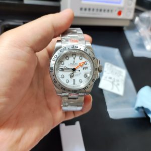 New White-Faced Explorer 2