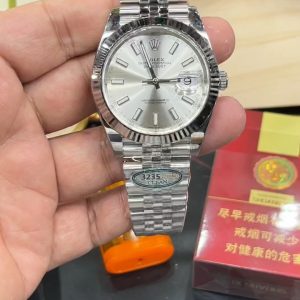 Rolex Datejust Series / 41mm Silver Dial / Shanghai Movement Modified to Dandong 3235 Automatic Mechanical
