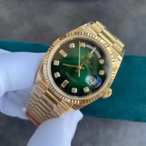 Alternative view of Gradient Green Dual Calendar DD