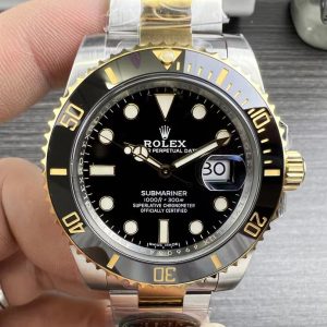 Alternative view of Black Submariner with Gold Accents