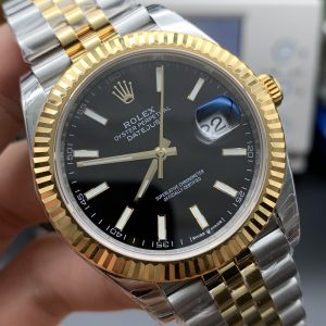 Alternative view of EW Intergold Logbook 41mm