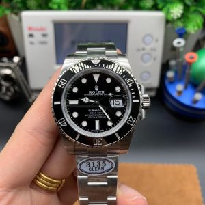 Rolex Submariner Black 3135 Movement 40mm Case Diameter Water-Resistant to 100 Meters Ceramic Bezel 904L Stainless Steel Sapphire Crystal Ice Blue Luminous