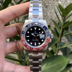 Alternative view of Outdoor natural light photography! Closest match to genuine Coca-Cola red and blue rings! Authentic color-changing rings measure 40mm x 13mm. Super ETA movement, stainless steel case and bracelet, sapphire crystal, super luminous hands, bidirectional rotating bezel, folding clasp! Highest quality on the market—strongly recommended by our store!