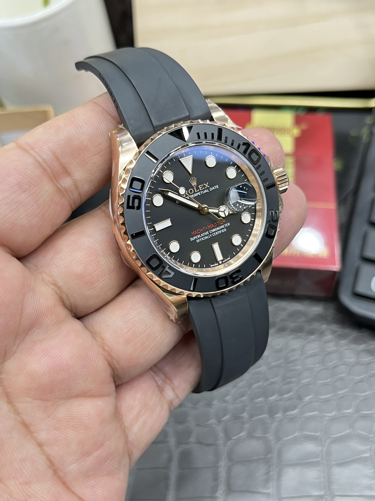 Rolex Yacht-Master Rose Gold / 40mm Rubber Strap / Shanghai Movement Modified to Dandong 3235 Automatic Mechanical - Image 4