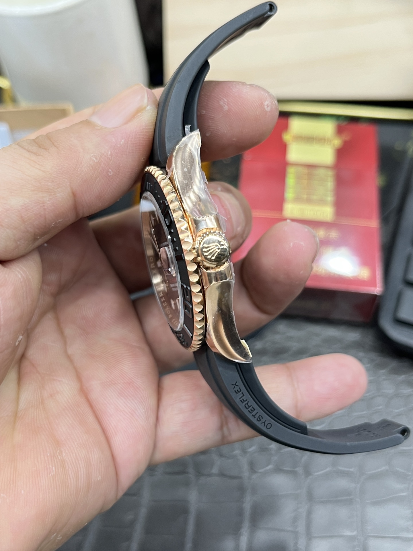 Rolex Yacht-Master Rose Gold / 40mm Rubber Strap / Shanghai Movement Modified to Dandong 3235 Automatic Mechanical - Image 5