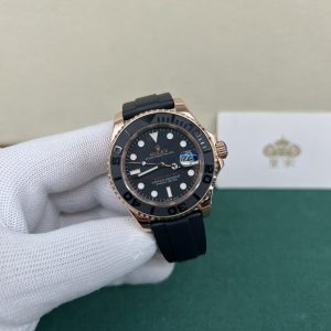 Alternative view of Royal Authentic Photos: Rolex Yacht-Master, Gold Yacht-Master