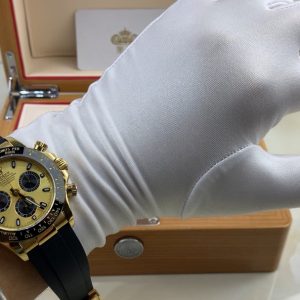 Royal Authentic Footage: Rolex Daytona Men's Watch Video Showcase