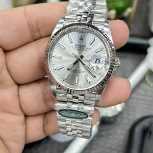 Alternative view of Rolex Datejust 36mm/3235 Dandong Automatic Mechanical