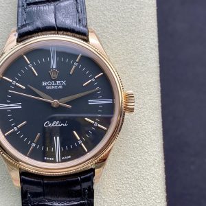 GMF Rolex Cellini Series New Release: The market's sole exclusive model featuring a non-clasp 3132 integrated movement identical in function and structure to the original! Each watch is fitted with a high-quality alligator-style leather strap featuring distinct grain patterns and a soft, supple feel. GMF upholds its commitment to "quality in both movement and materials," continuously striving for perfection and advancement to earn the recognition of watch enthusiasts!